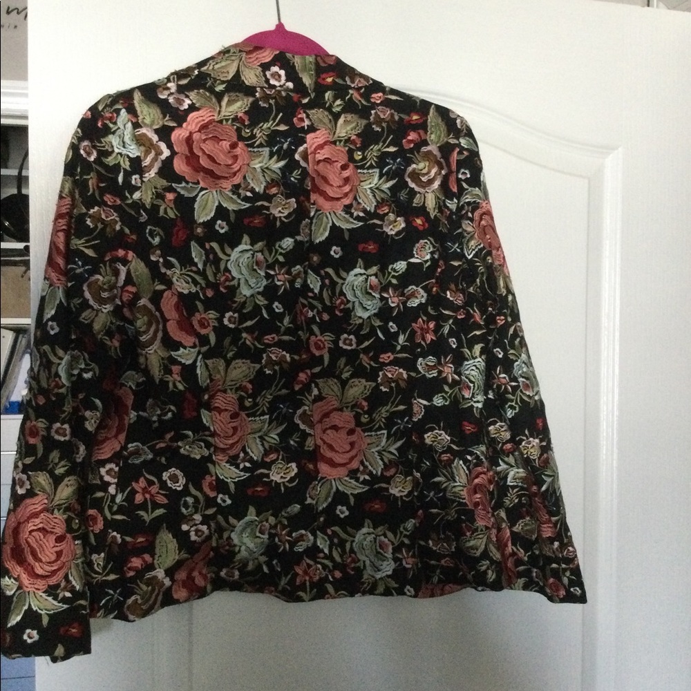 Jacket - Picture 3 of 5